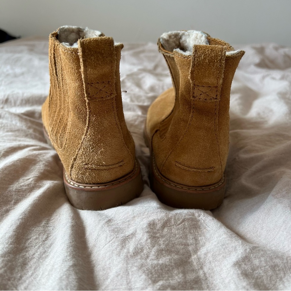 Madewell Carlin shearling suede Chelsea boot ankle booties 6.5 tan brown - Picture 7 of 10